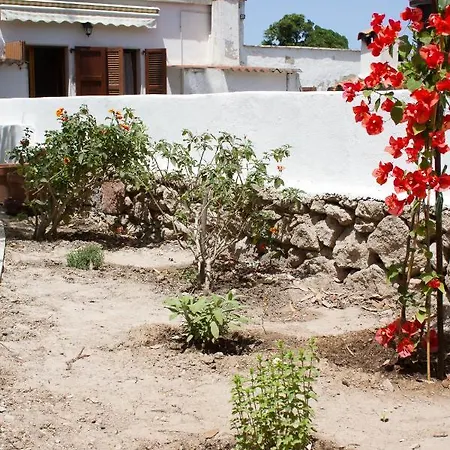 Bed & Breakfast Pimpioxelli Tonnare