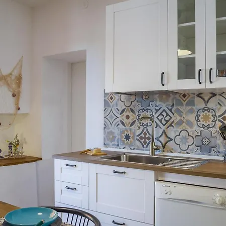 Bed & Breakfast Pimpioxelli Tonnare