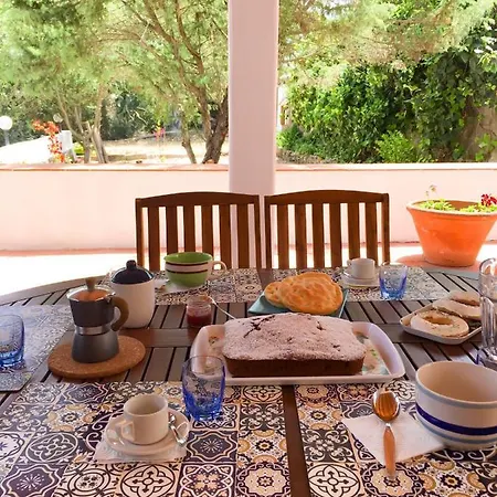 Bed & Breakfast Pimpioxelli Tonnare Carloforte (Isola di San Pietro)